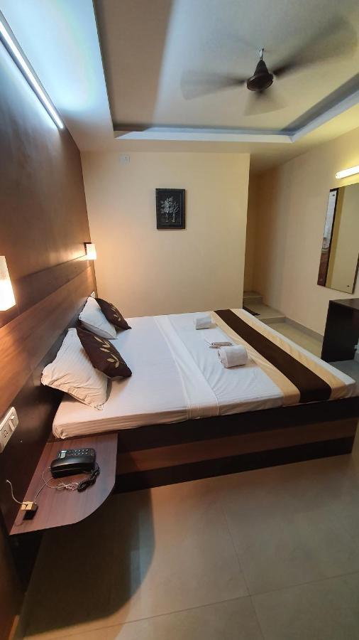 S4 Residency Hotel เชนไน ภายนอก รูปภาพ